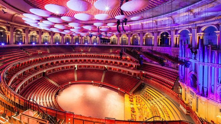 tempat wisata di inggris Royal Albert Hall