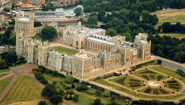 tempat wisata di inggris Windsor Castle