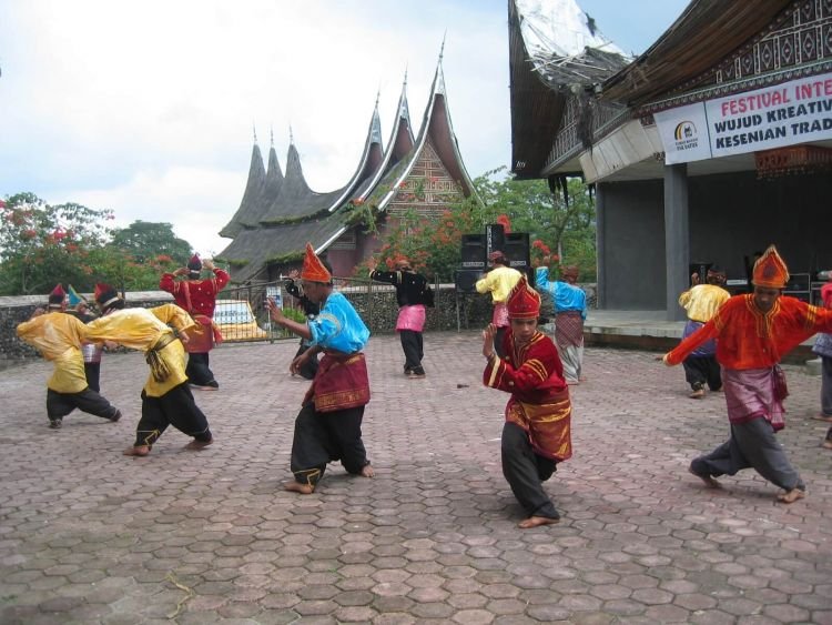 gerakan pencak silat langkah 
