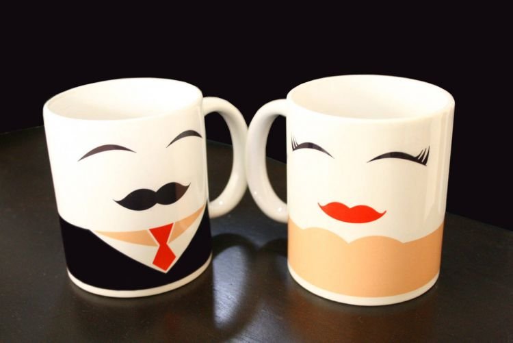 mug cantik untuk kado pernikahan