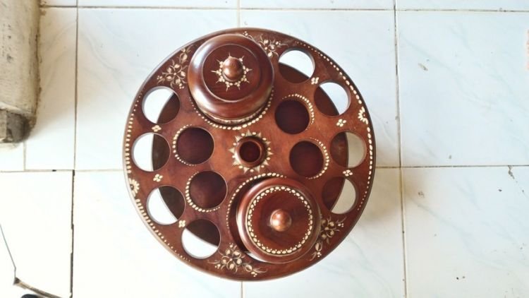 tempat aqua bentuk bulat