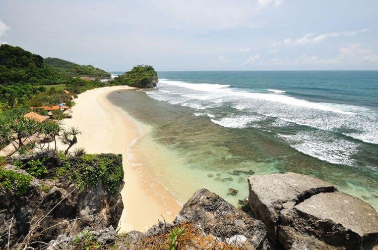 sejarah pantai indrayanti