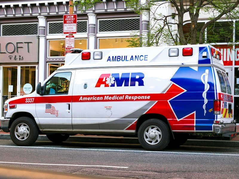 Ilustrasi Sewa Ambulance Jogja - inspiring.id